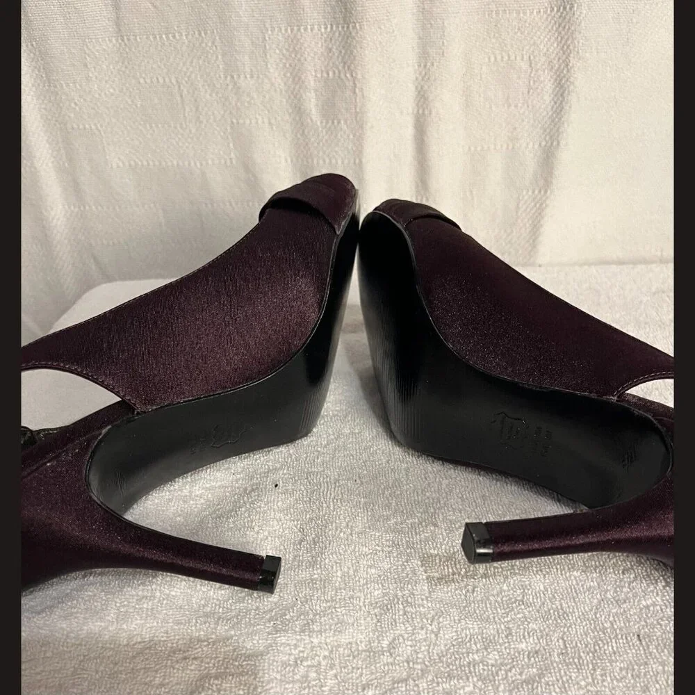 Lulu Townsend Valissa‎ Slingback Formal Burgundy Satin Buckle